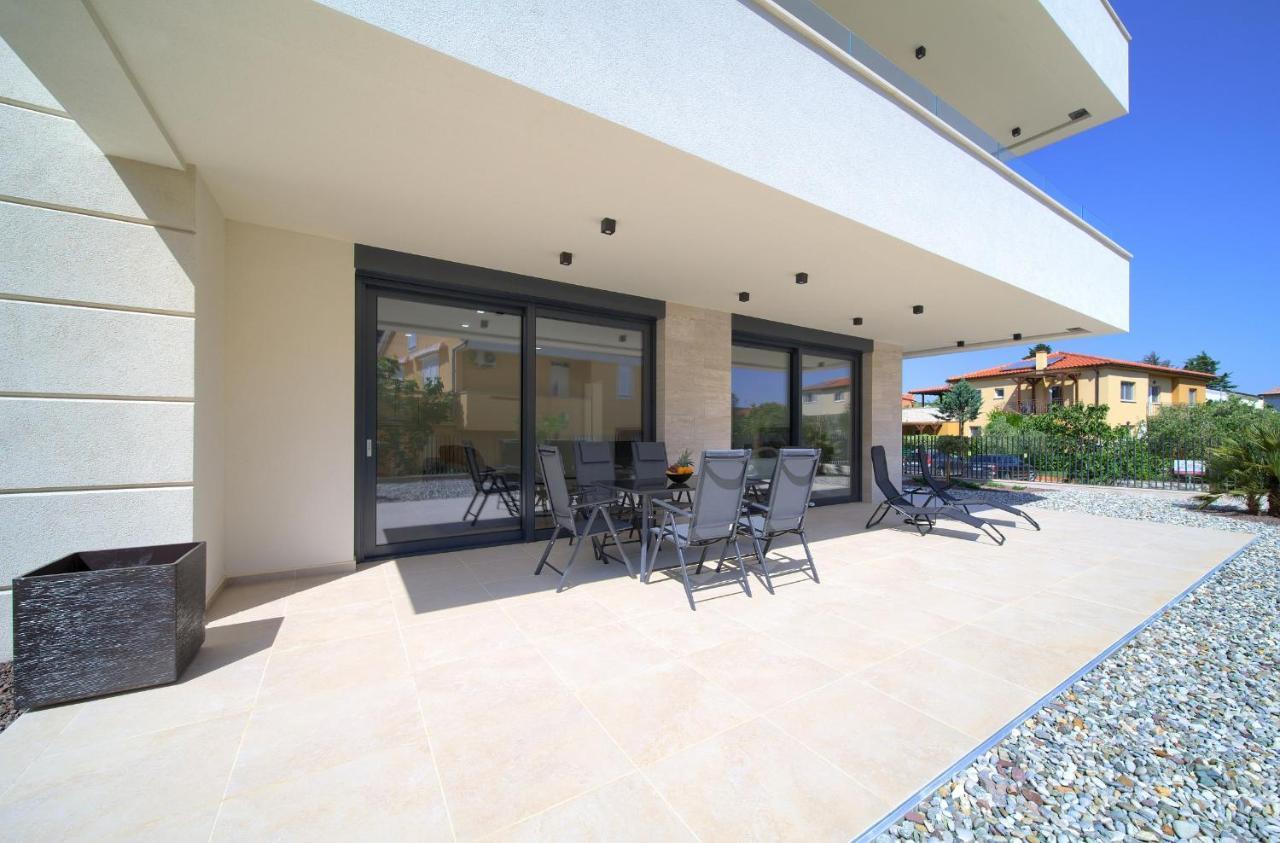 Villa Sabic By The Sea Veglia Exterior foto